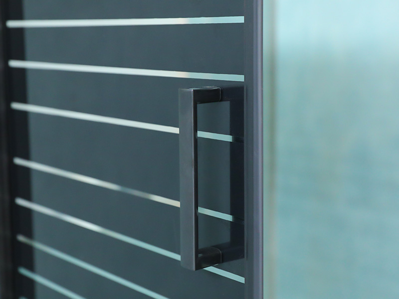 SQ Black Aluminium Profile Square Sliding Shower Enclosure Dengan Pegangan Lubang Ganda SQ Black Aluminium Profile Square Sliding Shower Enclosure Dengan Pegangan Lubang Ganda