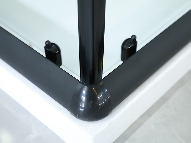 SQ Black Aluminium Profile Square Sliding Shower Enclosure Dengan Pegangan Lubang Ganda SQ Black Aluminium Profile Square Sliding Shower Enclosure Dengan Pegangan Lubang Ganda