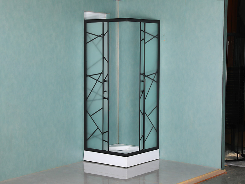 Penutup Pancuran Geser SQ, Kaca Tempered Matt dengan Pencetakan, Profil Aluminium Hitam, Pegangan Lubang Ganda, dengan Baki Penutup Pancuran Geser SQ, Kaca Tempered Matt dengan Pencetakan, Profil Aluminium Hitam, Pegangan Lubang Ganda, dengan Baki