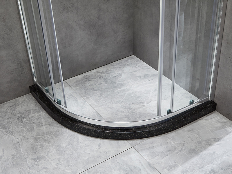 Penutup Pancuran Geser SE, Kaca Tempered Bening, Profil Aluminium Krom, Pegangan Lubang Ganda, Tanpa Baki Penutup Pancuran Geser SE, Kaca Tempered Bening, Profil Aluminium Krom, Pegangan Lubang Ganda, Tanpa Baki